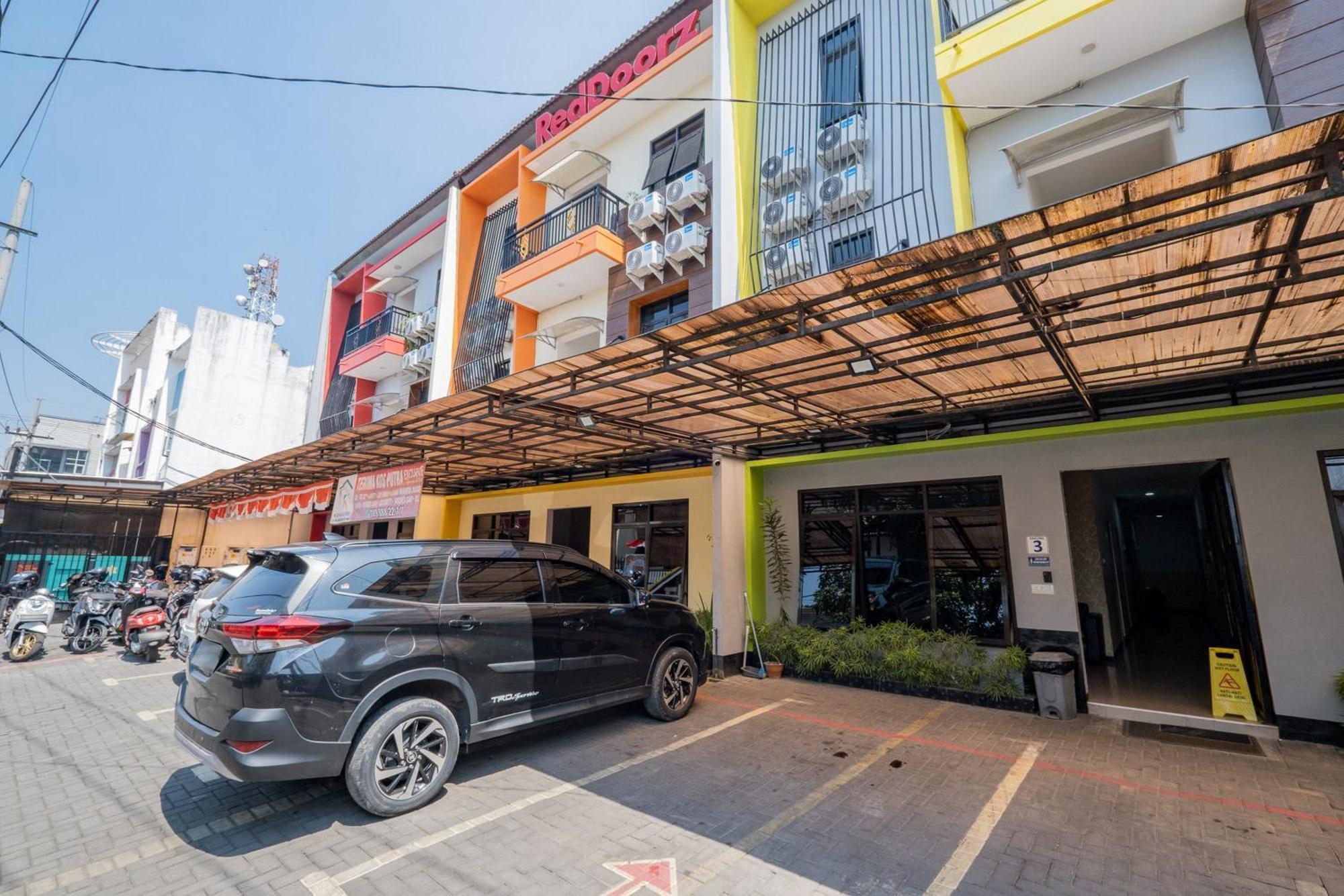 Reddoorz Near Taman Krida Budaya Malang Dış mekan fotoğraf