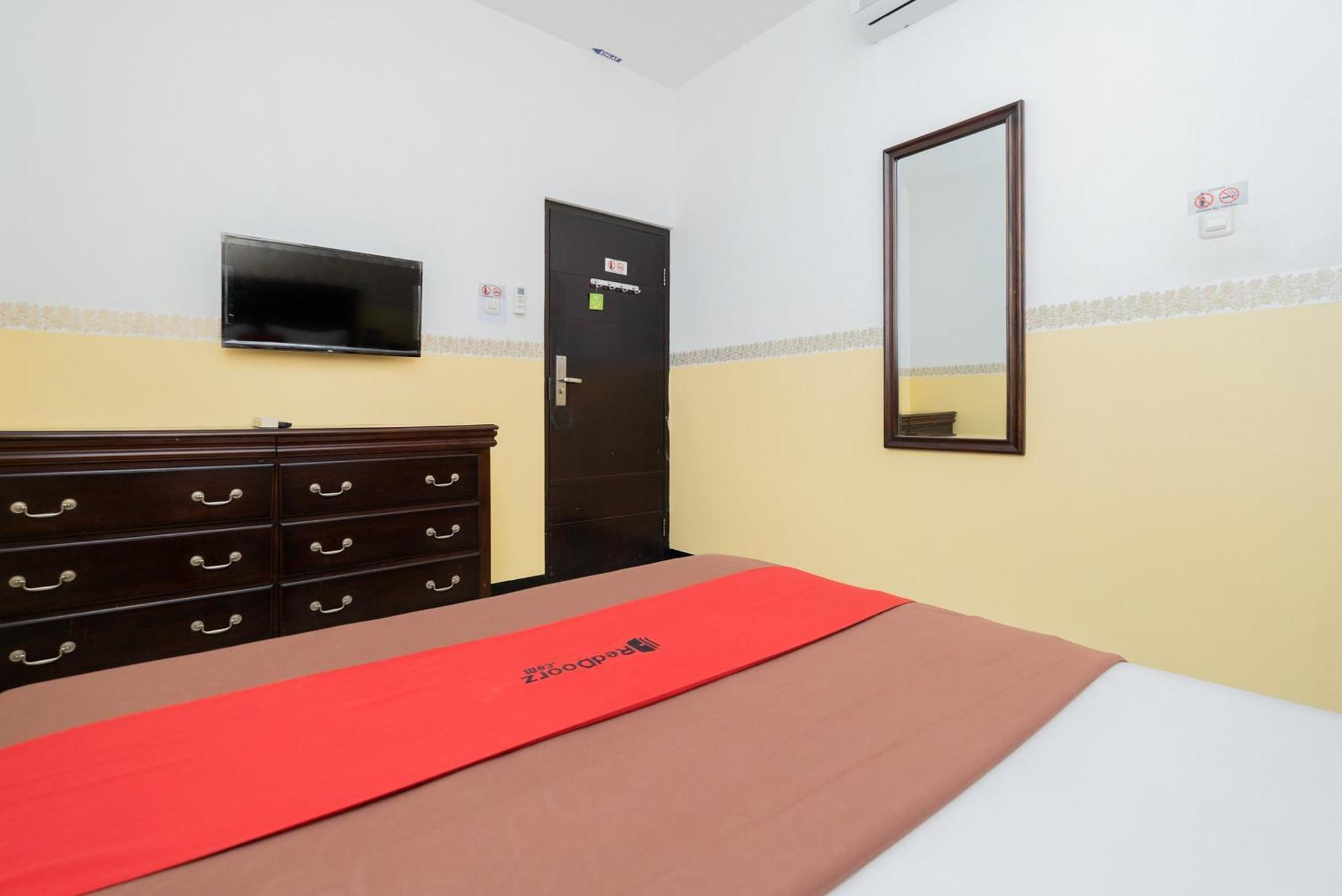 Reddoorz Near Taman Krida Budaya Malang Dış mekan fotoğraf